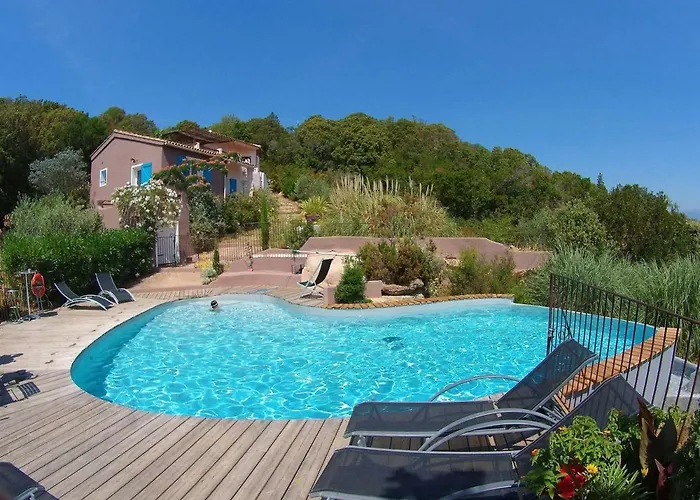 Maison & Piscine Privee Vue Panoramique Tres Calme Independant Nyaraló