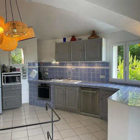 Maison & Piscine Privee Vue Panoramique Tres Calme Independant