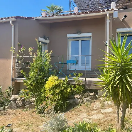 Maison&piscine Privée Vue Panoramique Très Calme Indépendant *