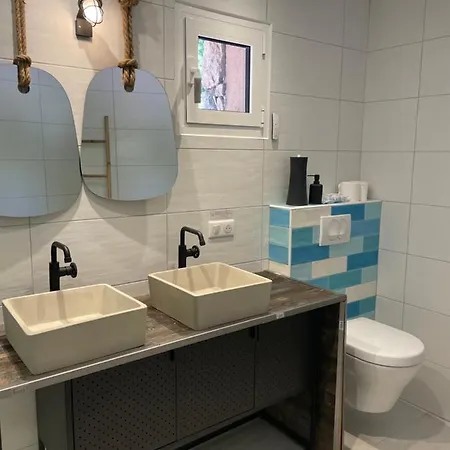 Maison&piscine Privée Vue Panoramique Très Calme Indépendant Hébergement de vacances *